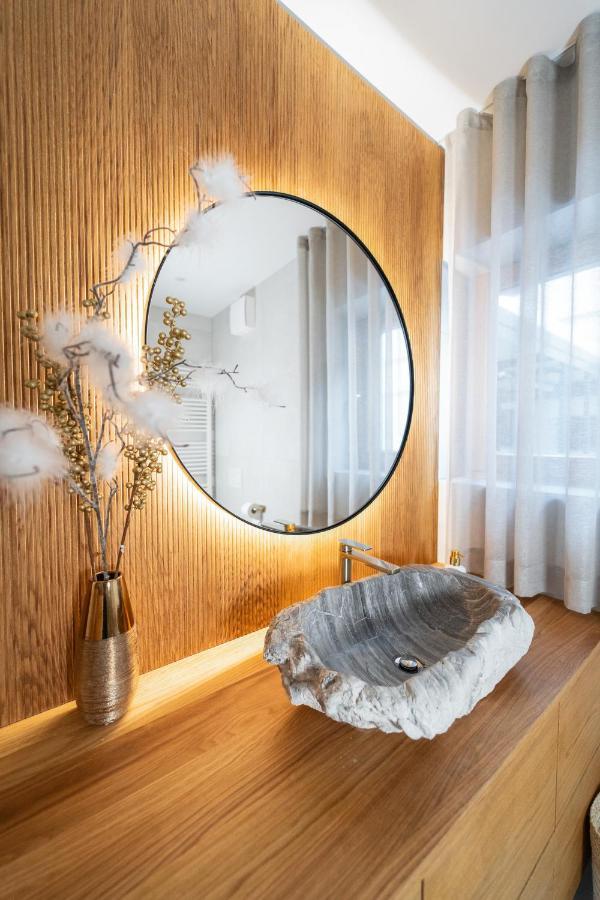 Bor In Bor Luxury Apartment With Sauna & Garden - Kranjska Gora Kültér fotó