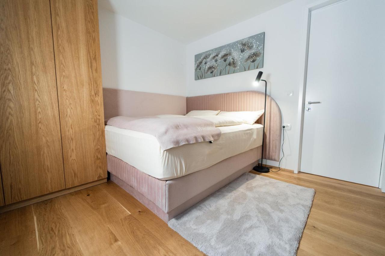 Bor In Bor Luxury Apartment With Sauna & Garden - Kranjska Gora Kültér fotó